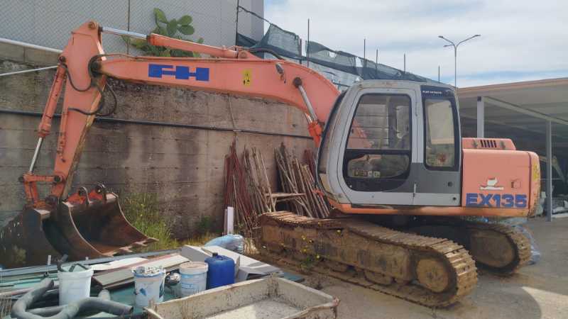 OmecoHub - FIAT HITACHI EX135